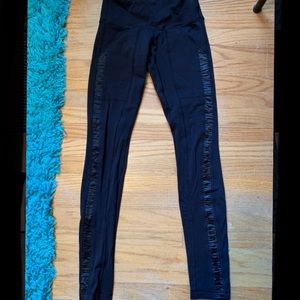 black lululemon leggings